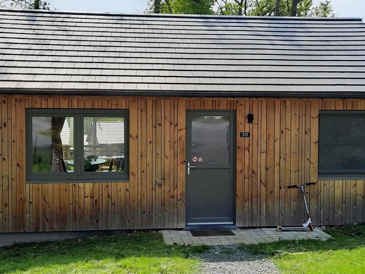 Cosy Chalet Near Durbuy In Nature Somme-Leuze Exterior foto